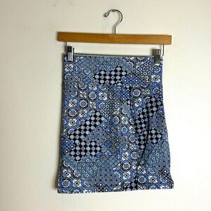 Charlotte Russe Y2K abstract stretch soft skirt size small